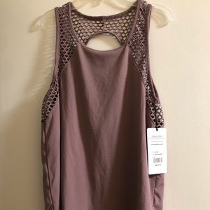 Yogalicious Women’s Workout Muave tank top, size M